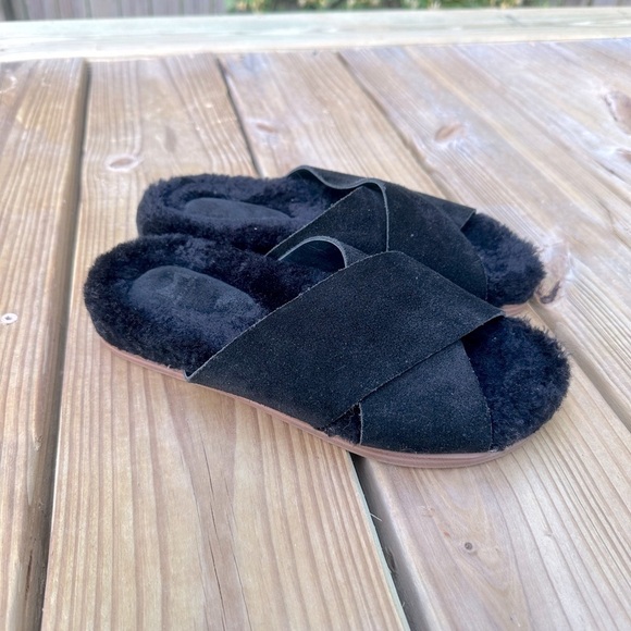 Marc Fisher LTD Canna Suede Leather Upper Sheep Skin Shearling Slip On Sandals - Picture 1 of 8